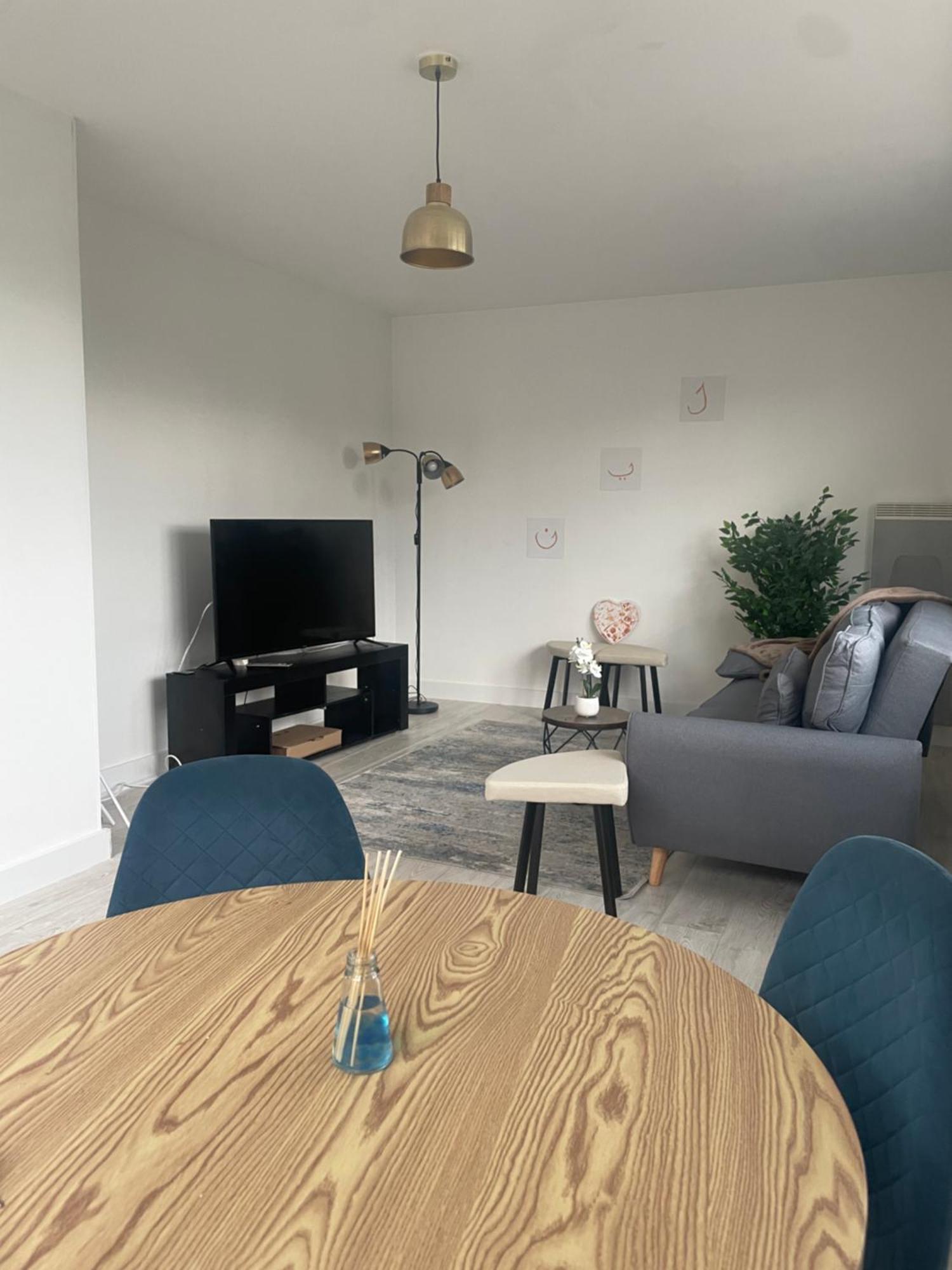 Family Terrasse 6-7pers Proche Et Gare Apartamento